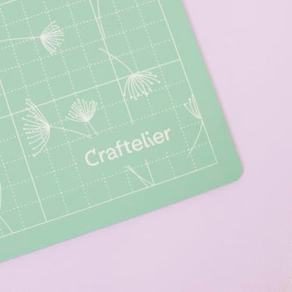 Craftelier - Self Healing Cutting Mat Portable A4 Cutting Board for Crafts and Sewing | Grid and Anti-slip Surface | Size 28 x 20 cm) 8 x 12
