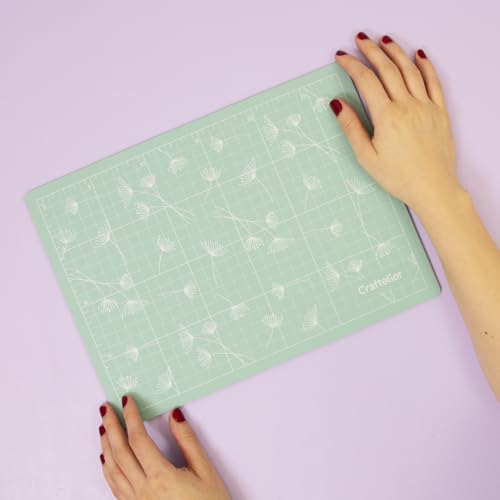 Craftelier - Self Healing Cutting Mat Portable A4 Cutting Board for Crafts and Sewing | Grid and Anti-slip Surface | Size 28 x 20 cm) 8 x 12