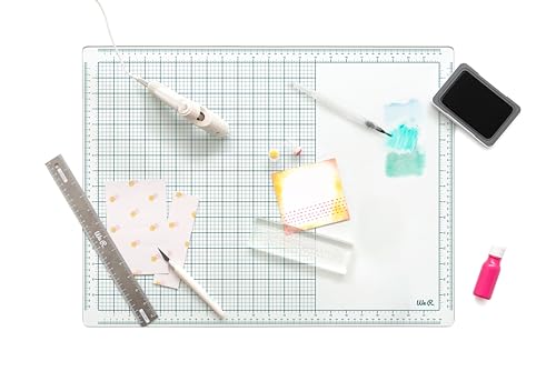 We R Memory Keepers, Glass Mat, 16 inches x 22 Inches, Heavy Duty, Perfect for Cutting, Paint Mixing, Scrapbooking, Crafts and More