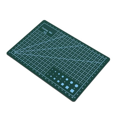 SUNGOOYUE Cutting Mat A5 PVC Self Healing Cutting Board 21 X 15cm Grid Surface Table Protection for Craft Sewing Drawing and Hobby Users Easy to Use for Home Office (Green) - color: Green