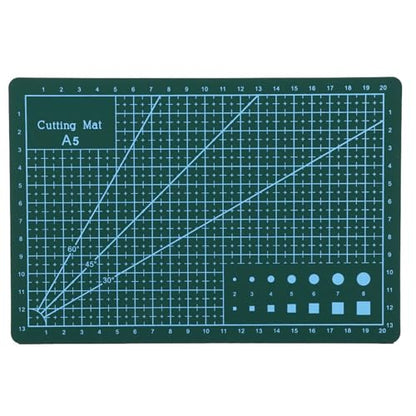 SUNGOOYUE Cutting Mat A5 PVC Self Healing Cutting Board 21 X 15cm Grid Surface Table Protection for Craft Sewing Drawing and Hobby Users Easy to Use for Home Office (Green) - color: Green
